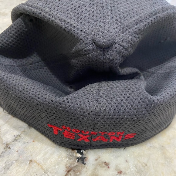 New Era 3930 Houston Texans stretch fit cap, JJ Watt edition - Picture 2 of 6